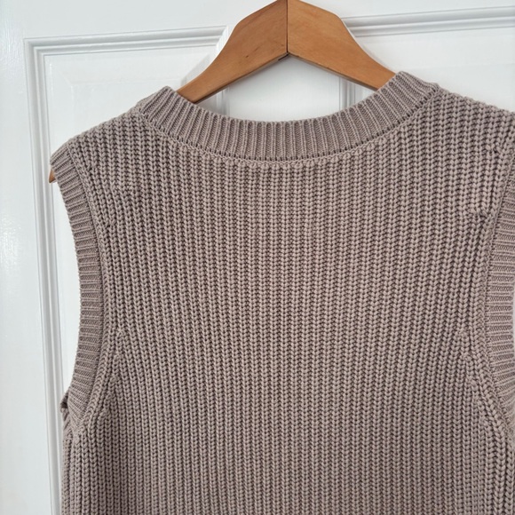 Abercrombie & Fitch Womens Button Vest •Medium• Taupe• Eclectic Grandpa •Taupe - Picture 10 of 16